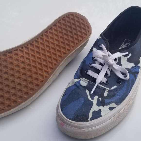 VANS - Picture 3 of 5